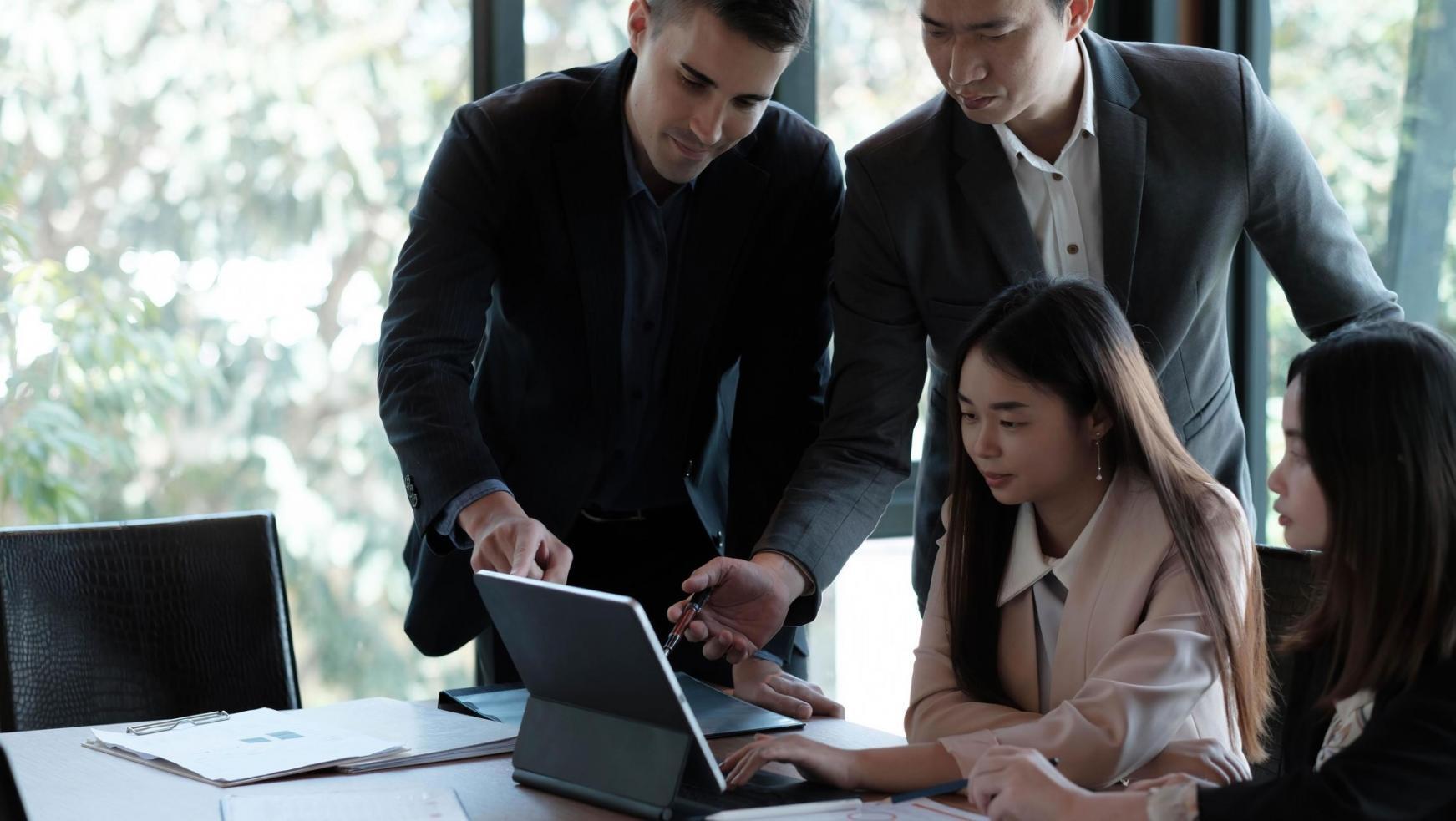 Investment portfolio analysis and market research